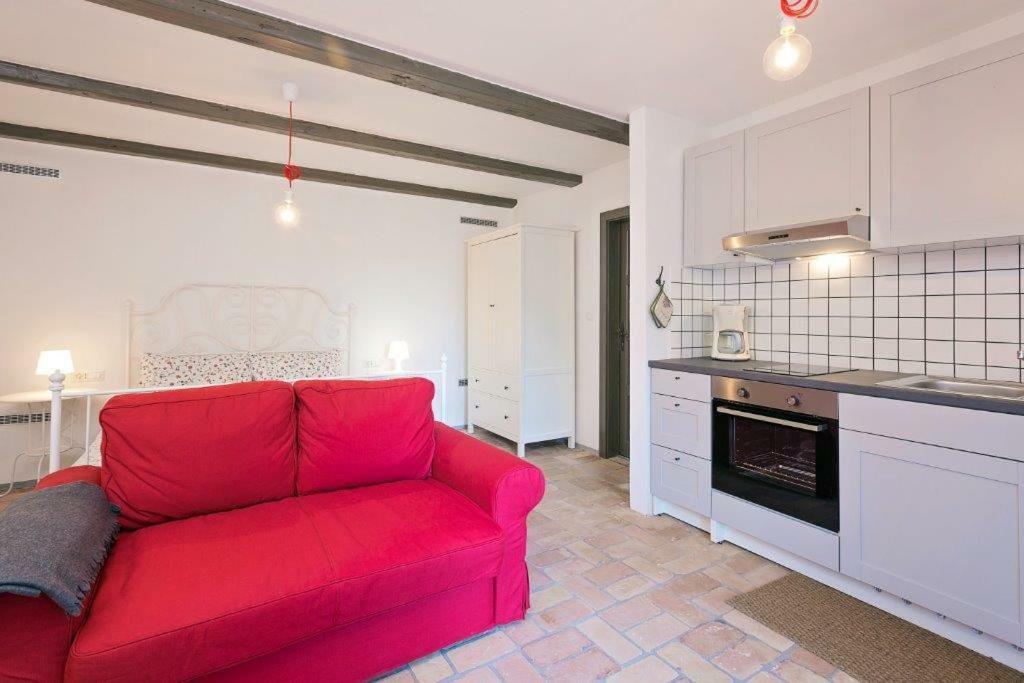 Old Town Studio And Apartment ヴルサル エクステリア 写真